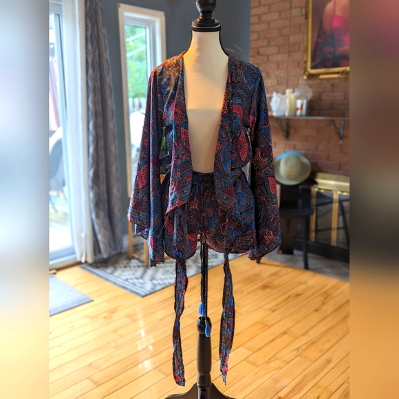 NWOT Handmade Indian Blue Paisley Long Sleeve Romper - Picture 5 of 10